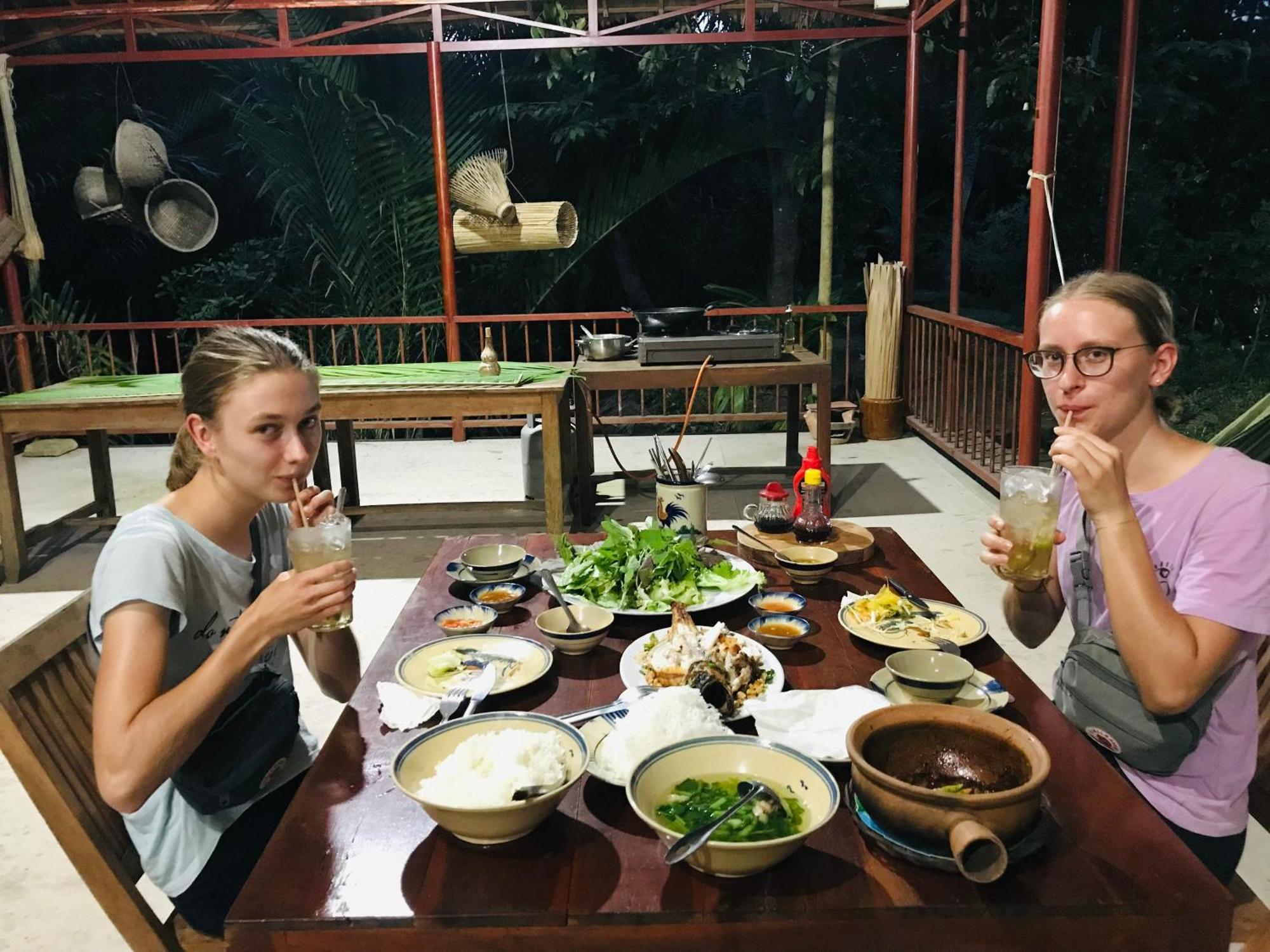 Ba Danh Home Ben Tre Bagian luar foto